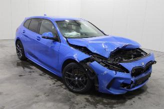 BMW 1-serie 118 picture 2