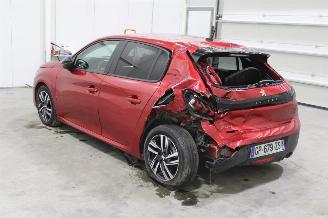 Peugeot 208  picture 4