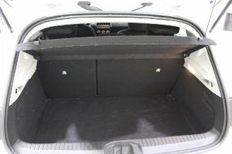 Renault Clio  picture 17