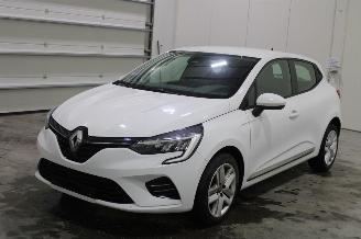 Vaurioauto  passenger cars Renault Clio  2021/4