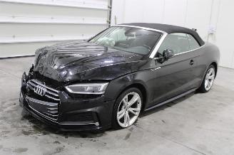 damaged passenger cars Audi A5  2019/7