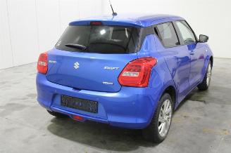 Suzuki Swift  picture 4