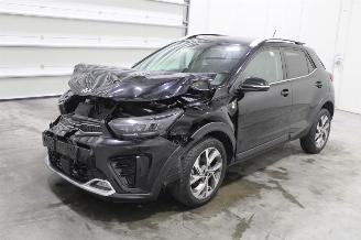 disassembly passenger cars Kia Stonic  2023/2