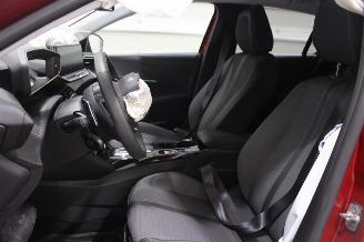 Peugeot 208  picture 11