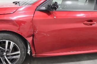 Peugeot 208  picture 7