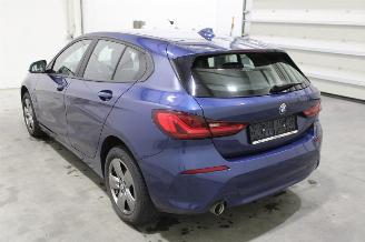 BMW 1-serie 116 picture 4