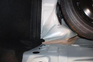 Renault Clio  picture 22