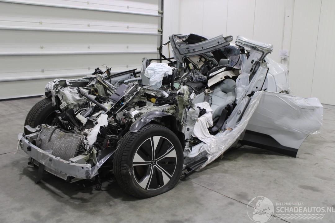 Polestar 4 