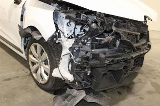 Renault Clio  picture 7