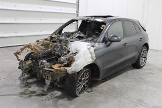 Coche siniestrado Porsche Macan  2018/9