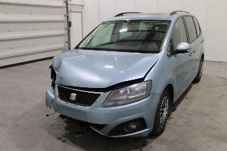 Vaurioauto  passenger cars Seat Alhambra  2011/8