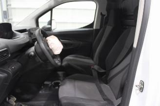 Peugeot Partner  picture 11
