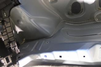 Peugeot 208  picture 24