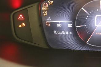 Peugeot 308  picture 13
