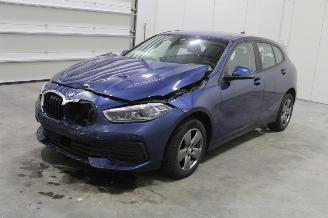 skadebil auto BMW 1-serie 116 2023/3
