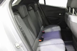 Peugeot 2008  picture 11