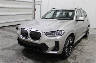 Unfallwagen BMW iX3  2024/12
