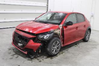 Unfallwagen Peugeot 208  2025/12