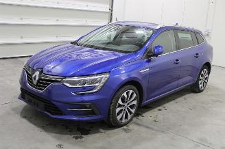 uszkodzony samochody osobowe Renault Mégane Megane 2023/3