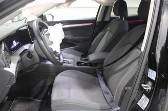 Volkswagen Golf  picture 11