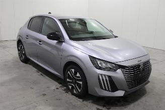 Peugeot 208  picture 2