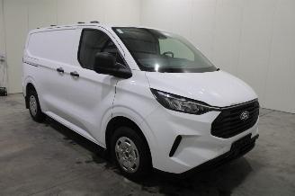Ford Transit  picture 2