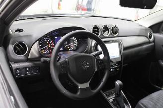Suzuki Vitara  picture 10