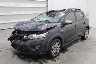 Vrakbiler auto Dacia Sandero  2023/4