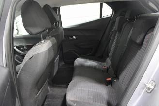 Peugeot 2008  picture 12