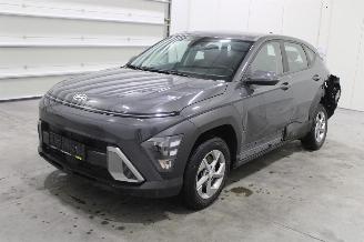 damaged passenger cars Hyundai Kona  2025/8