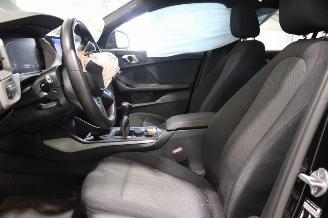 BMW 1-serie 116i picture 11