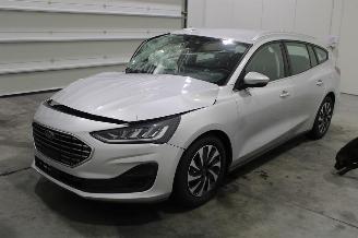 Vrakbiler auto Ford Focus  2024/4