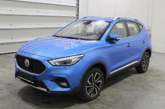 uszkodzony samochody osobowe MG ZS  2024/7
