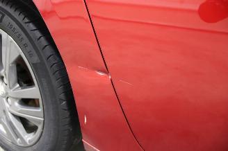 Peugeot 208  picture 8