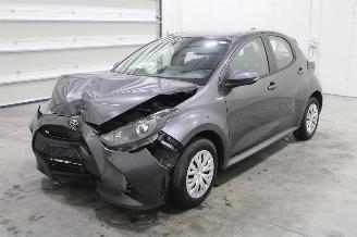 Damaged car Toyota Yaris  2023/2