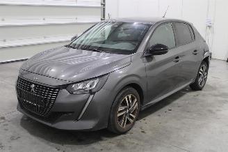 Unfallwagen Peugeot 208  2023/5