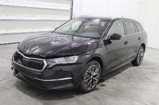 Coche accidentado Skoda Octavia  2026/1