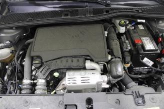Peugeot 208  picture 15