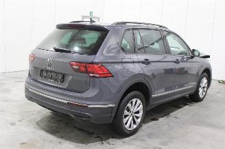 Volkswagen Tiguan  picture 3