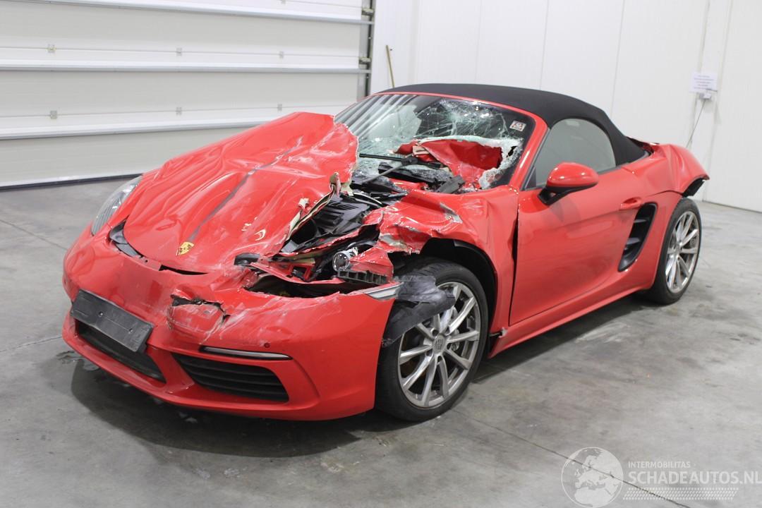 Porsche Boxster 