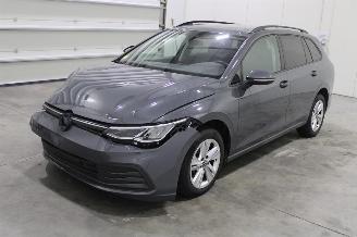 Vaurioauto  passenger cars Volkswagen Golf  2023/7