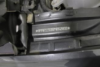 Volkswagen Golf  picture 23