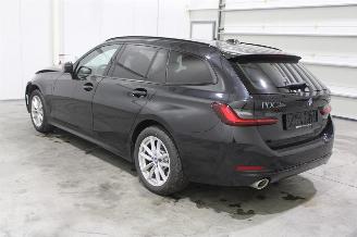 BMW 3-serie 320 picture 4