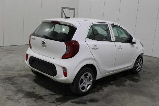 Kia Picanto  picture 3