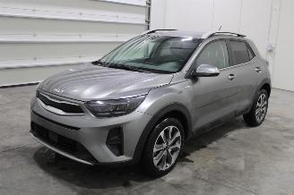Schadeauto Kia Stonic  2023/12
