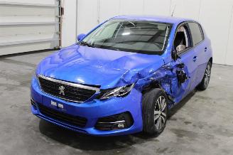 Vaurioauto  passenger cars Peugeot 308  2021/3