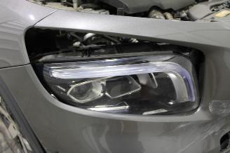 Mercedes GLB 200 picture 22