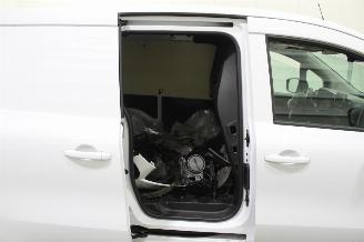 Mercedes eCitan  picture 13