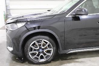 BMW iX1  picture 5