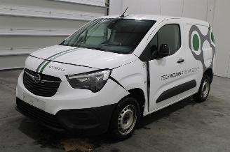 damaged passenger cars Opel Combo  2022/3